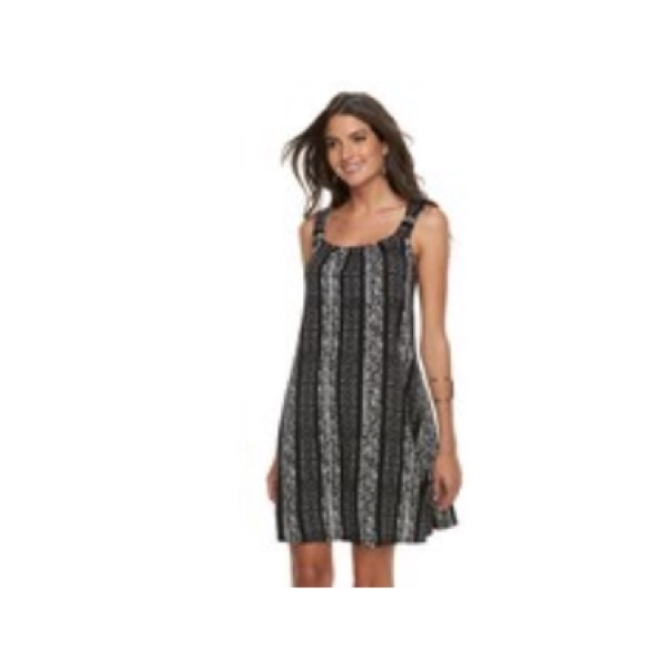 Apt. 9 Dresses & Skirts - Apt 9 Flowy Full-coverage Sundress Size M